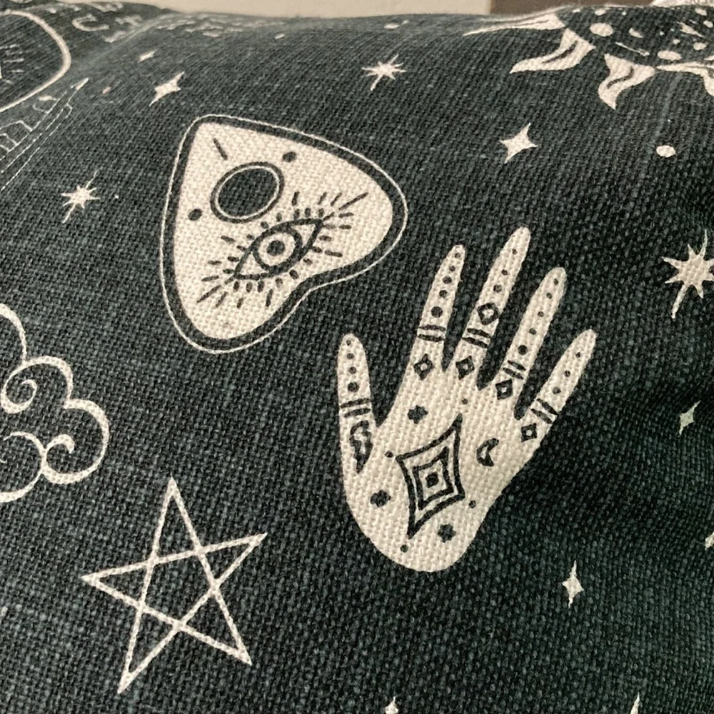 NWT Indigo Moon OUIJA BOARD 100% COTTON BLACK THROW PILLOWw/ TASSELS